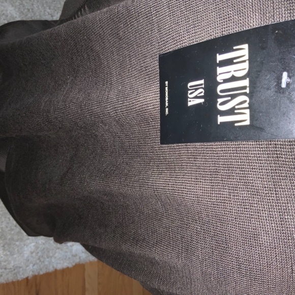 Men’s Trust USA Sweater - Picture 3 of 5